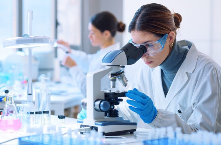 Arca-BioLogistics-Launches-Major-New-Development-of-its-Logistics-Management-Portal-1080x711.jpg