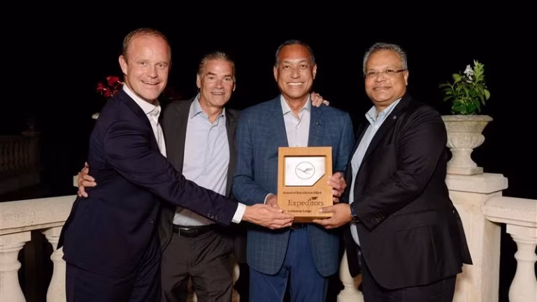 Lufthasa-press-release-photos-3.avif