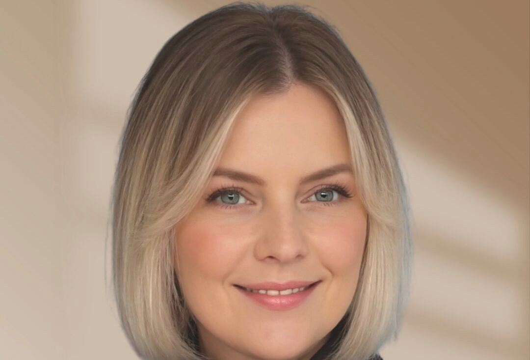 Yulia-Celetaria-Global-Director-Pharma-at-HealthcAir-2-copy-1080x733.jpeg