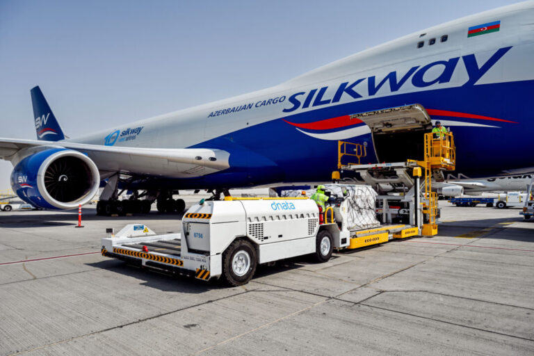 Silk-Way-West-Airlines-and-dnata-1080x720.jpg